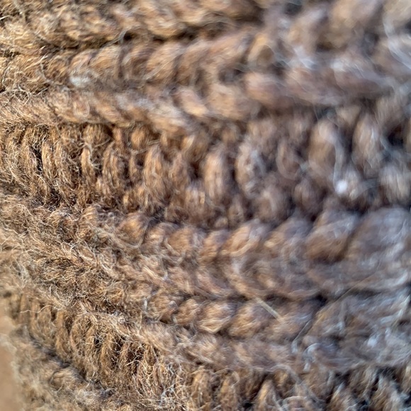 Abercrombie vest, Sz small, warm and cute - Picture 3 of 5